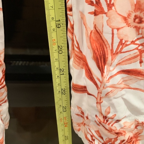 Joie QUISY Orange and White Leaf Print Tropical Cropped Pants XS Striped Sides - Picture 6 of 7